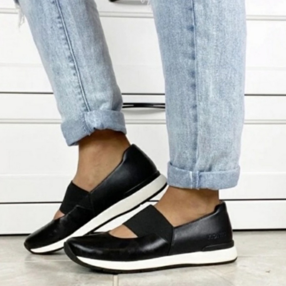 Vionic Cadee Camo Black Leather Slip On Shoes Sz 6